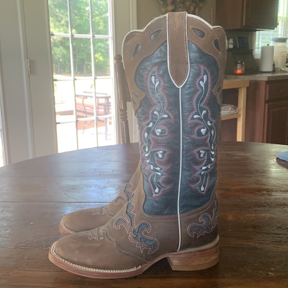 Rockin Leather Tooled Boot Wide Square Toe - Picture 5 of 5